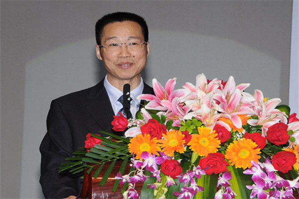 股票交易怎么加杠杆:撬动财富的杠杆效应与风险控制