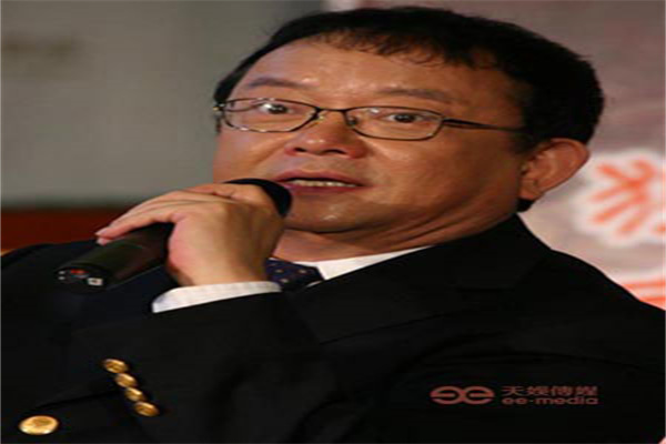 今日人民币汇率播报:2025年3月3日银行间外汇市场人民币汇率中间价